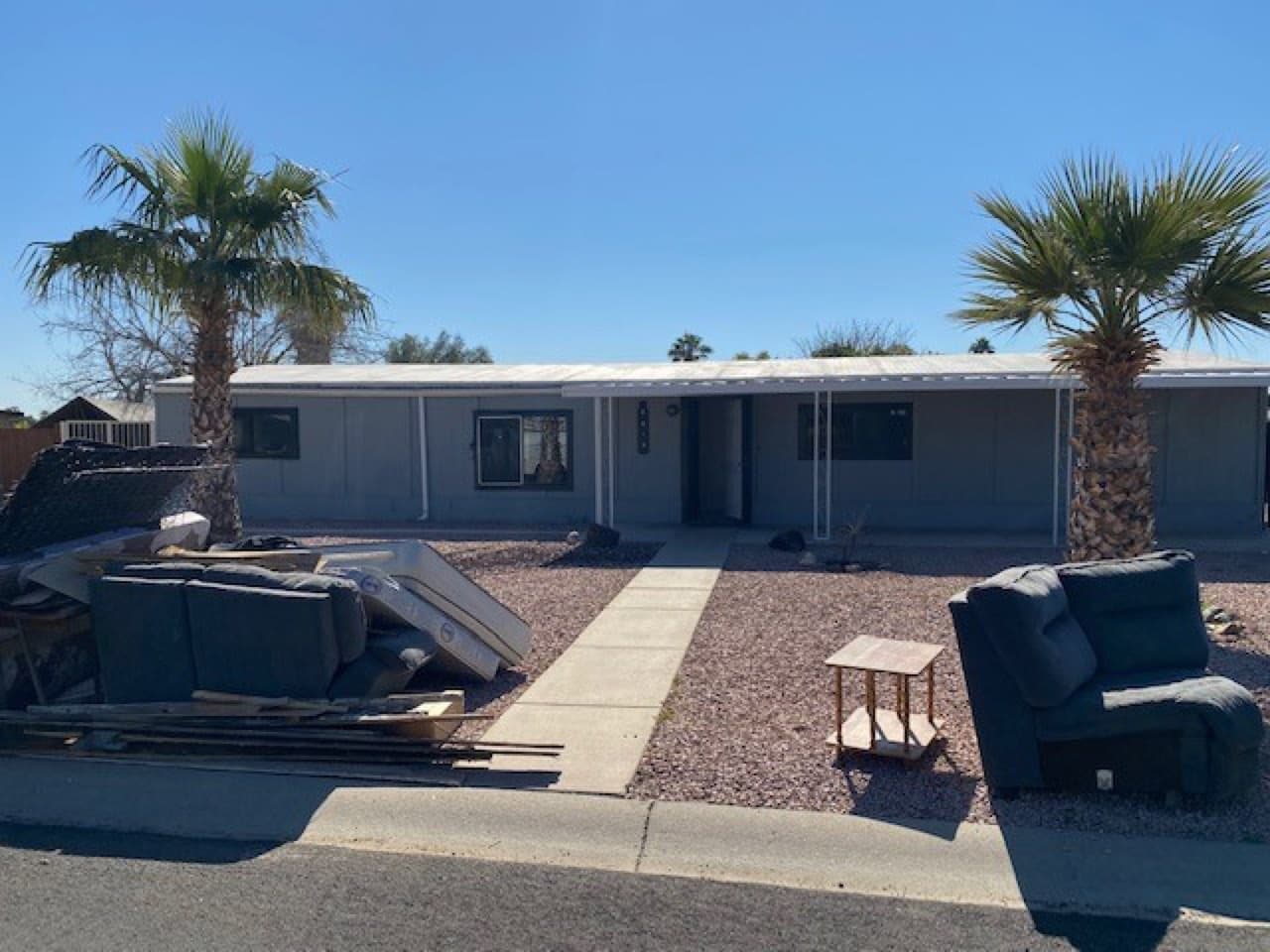 Well-kept manufactured home in Peoria, AZ purchased for cash by We Buy Mobile Homes Arizona